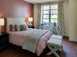 Foto del edificio - 56 Lincoln Ave