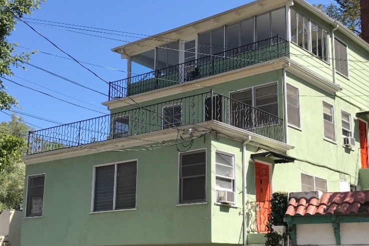 Front of building - 6134 Glen Tower St