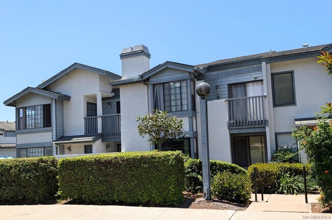 Foto del edificio - 4085 Crystal Dawn Ln