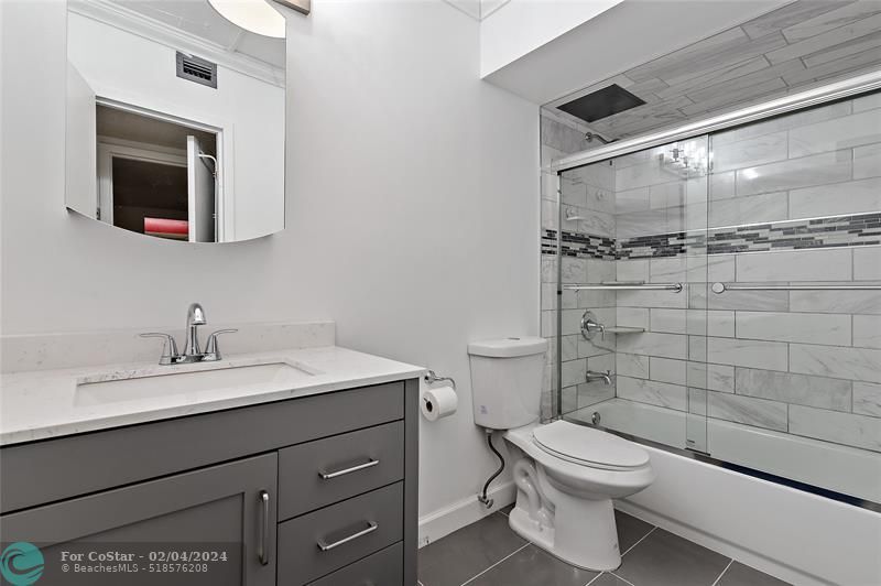 Foto principal - 2800 Somerset Dr