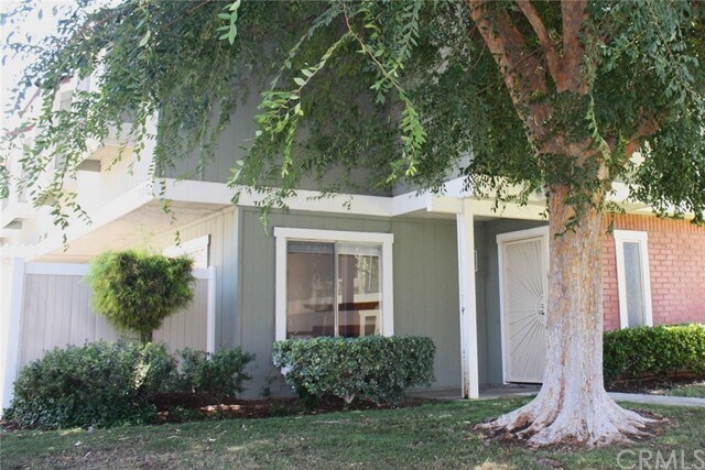 Foto principal - 960 Golden Springs Dr