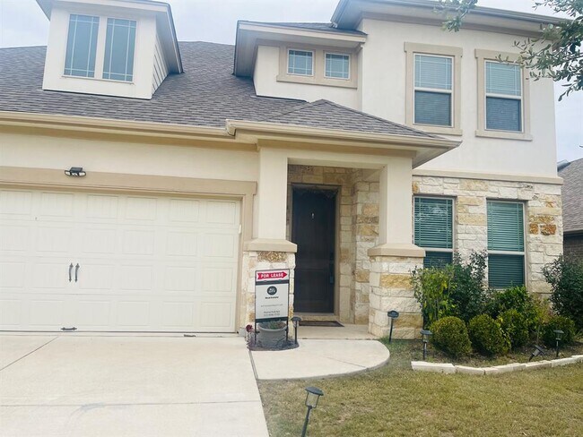 Building Photo - 4118 Kingsley Ave