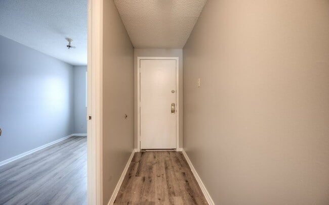 Building Photo - Brookside Park