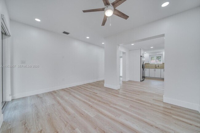 Foto del edificio - 4345 SW 5th Terrace
