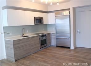 Building Photo - 1300 Brickell Bay Dr
