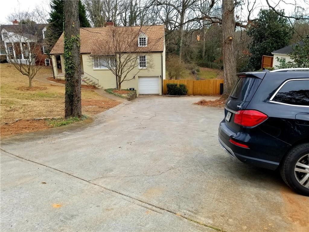 Primary Photo - 1684 N Druid Hills Rd