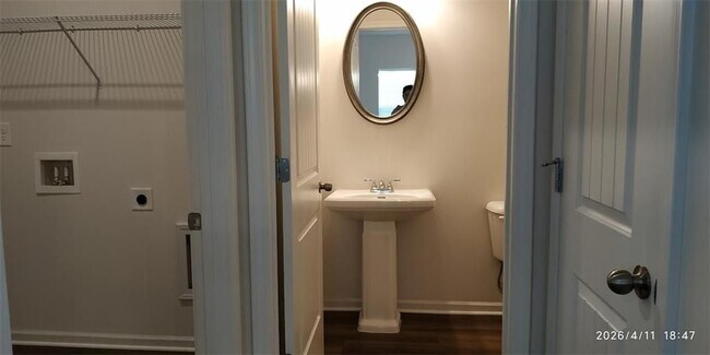 Foto del edificio - 132 Marion Dr