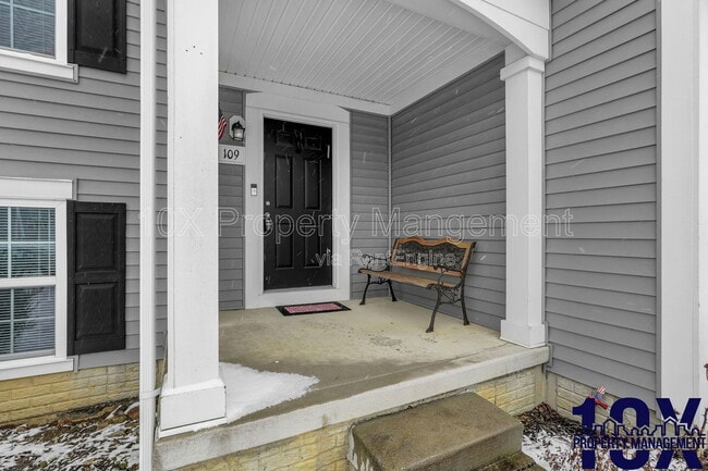 Building Photo - 109 Halcyon Dr