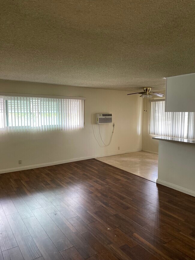 1033 W Cypress St, Covina, CA 91722 Apartments in Covina, CA