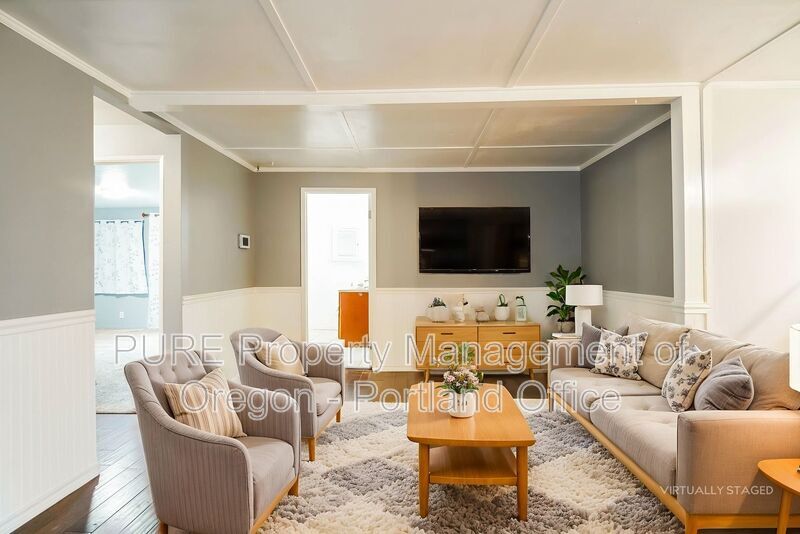 Photo - 13930 SE Bush St