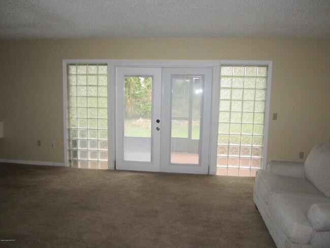 Foto del edificio - 48 Bogart Pl