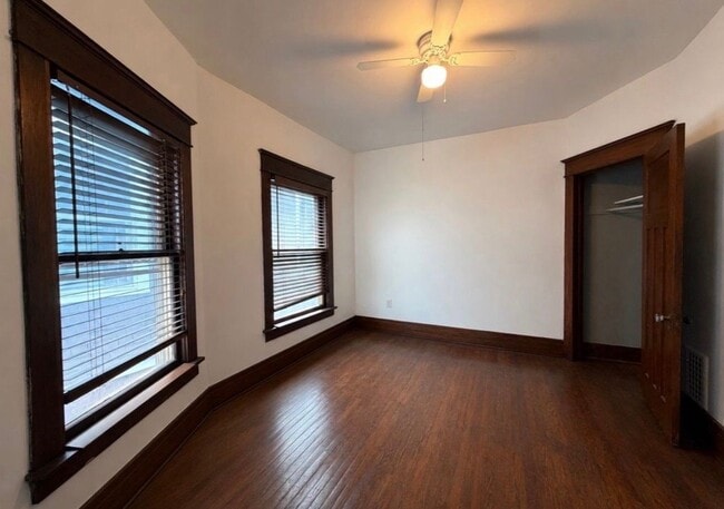 Building Photo - 1042 Elmwood Ave