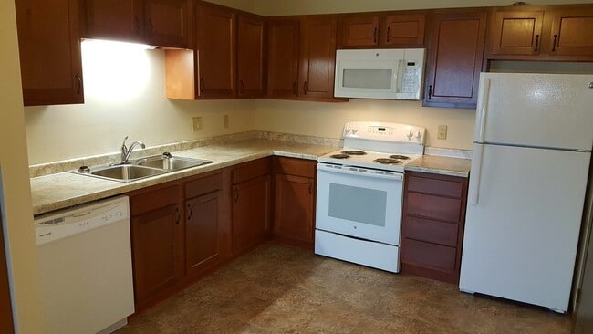 Interior Photo - Marshfield Columns