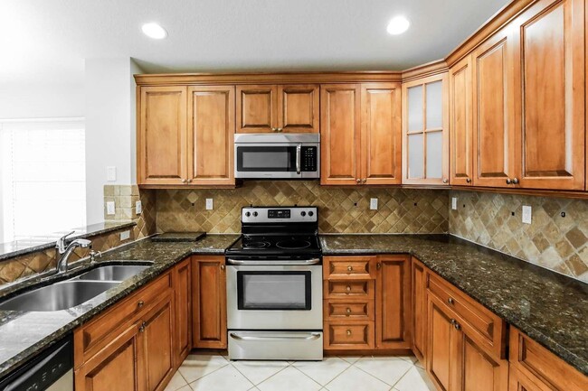 Photo - 5103 NW 121st Dr House