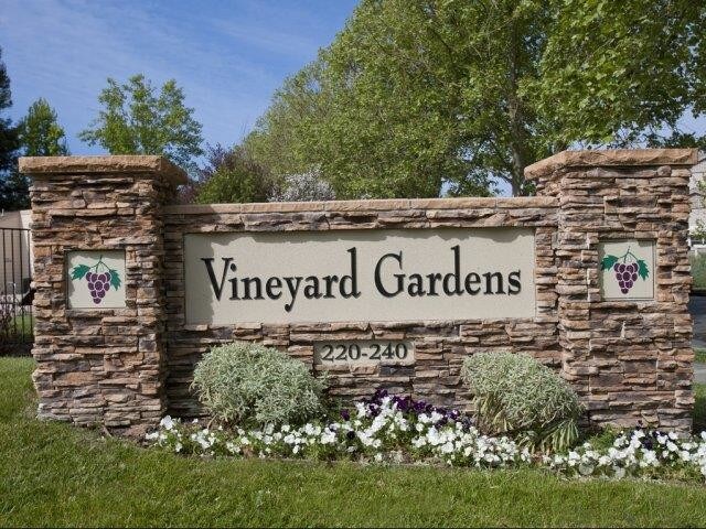 Vineyard Gardens Apartments Santa Rosa, CA