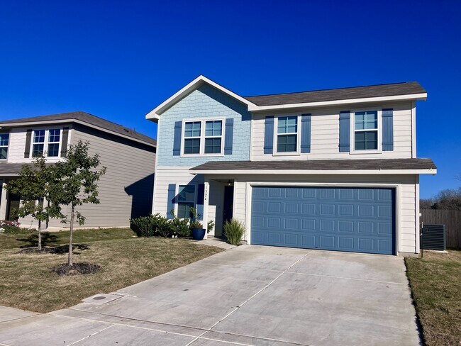 Building Photo - 1324 Mill Mtn