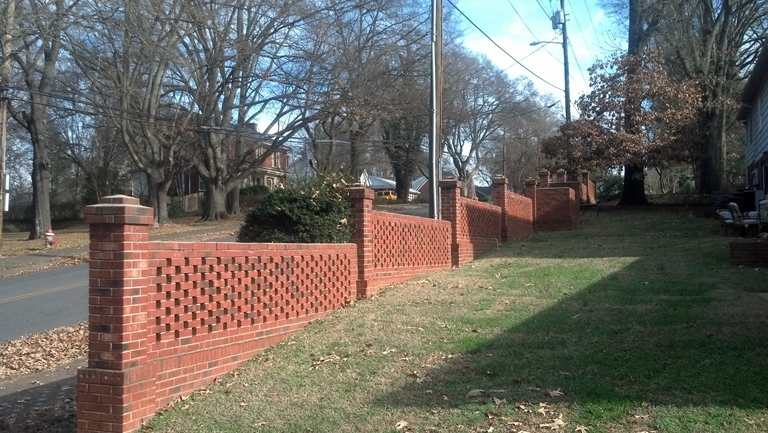 Building Photo - Sharon Apartments