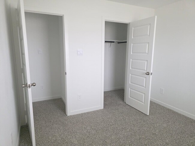 Foto del edificio - 2803 Lisburn Ter Ln