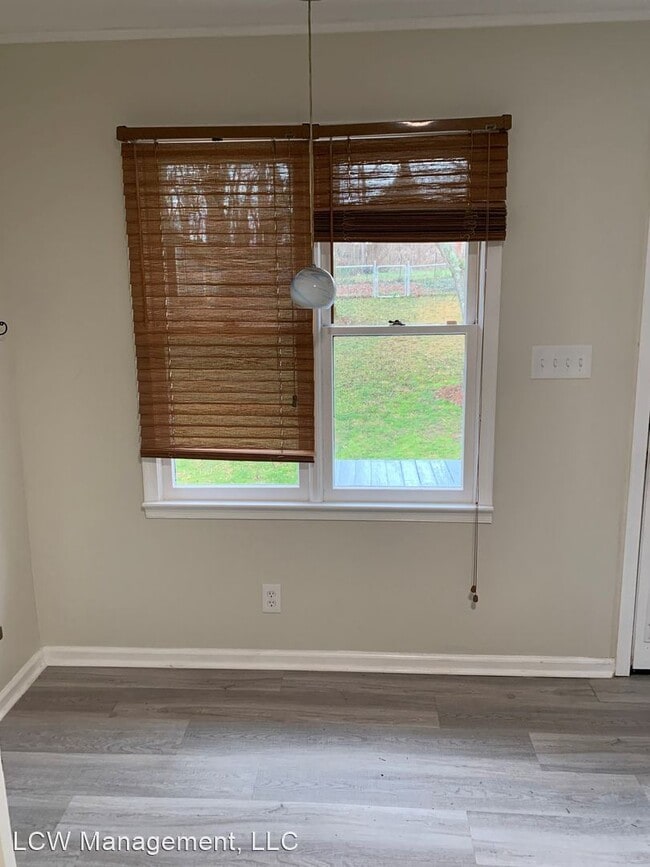 Building Photo - 3 br, 2 bath House - 114 S Cliffdale Drive