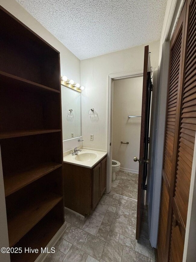 Foto del edificio - Nice 2 bedroom duplex