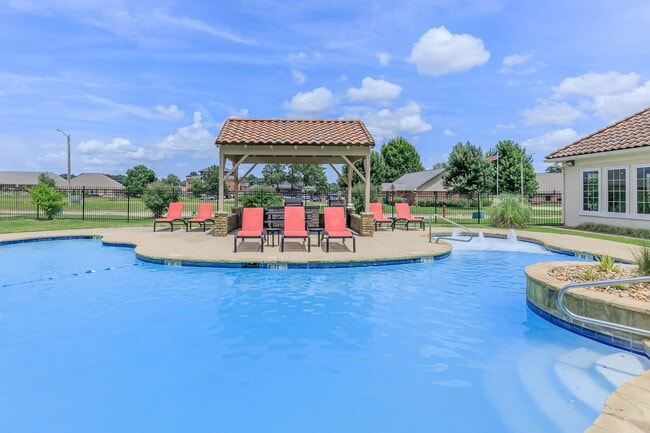 Arista Apartments