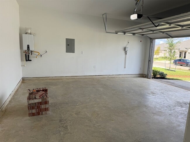 Foto del edificio - 28611 Bluebonnet Grotto Dr