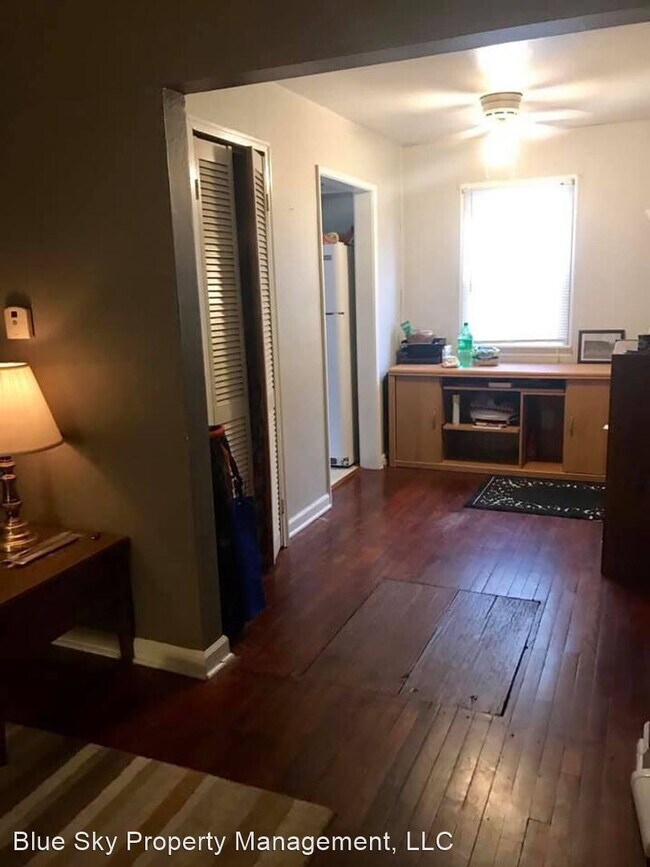 Building Photo - 2 br, 1 bath House - 1600 N. New York