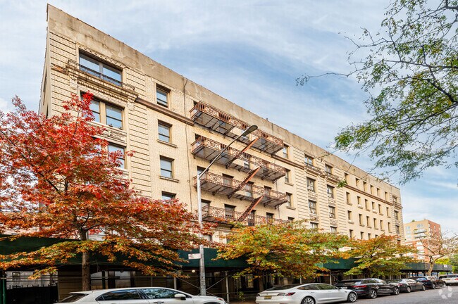 Building Photo - 303 W 122nd St