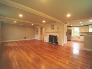 Building Photo - 243 Highland Ave