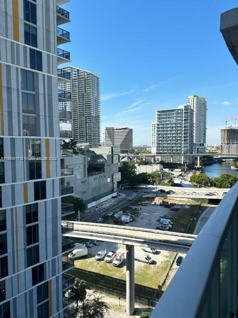 Building Photo - 41 SE 5th St