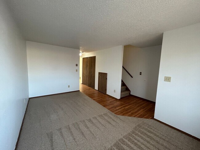 Foto del edificio - Charming 2-Bedroom Townhome in Loveland