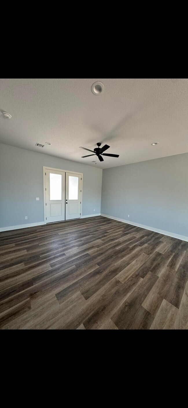Foto del edificio - 812 Trails End Ct