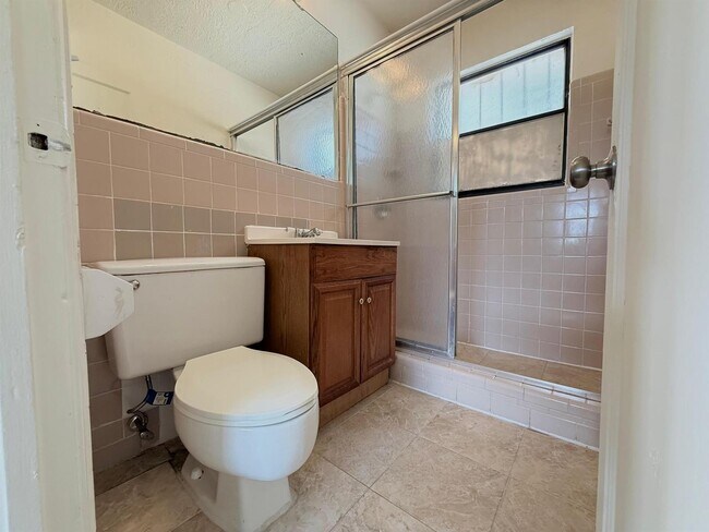 Foto del edificio - 5607 N Flagler Dr