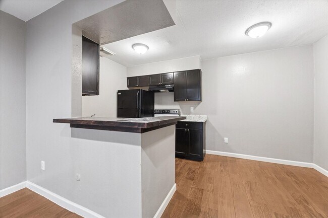 Foto del edificio - 8801 Hammerly Blvd