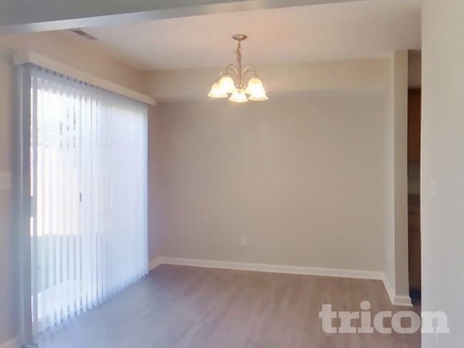 Foto del edificio - 10992 Cedar Pine Dr