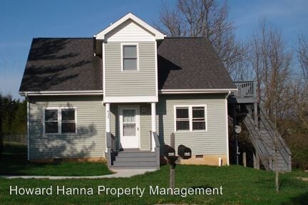 Primary Photo - 424-424 Wills Rd