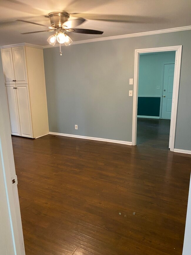 Building Photo - 4008 Knud Dr