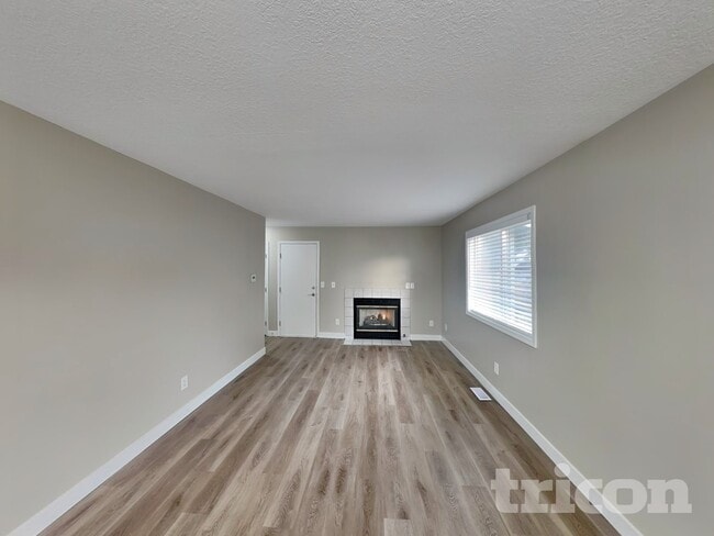 Foto del edificio - 16209 NE 12th St