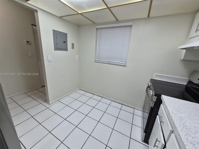 Building Photo - 7830 Camino Real