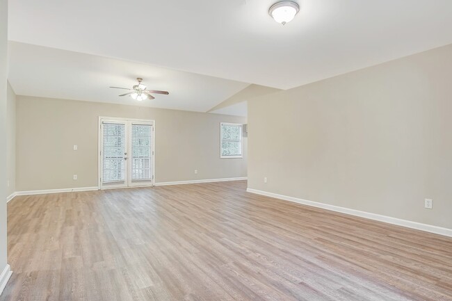 6630 Leisure Trl - House Rental in College Park, GA | Apartments.com