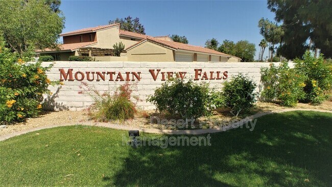 Building Photo - 399 Tava Ln