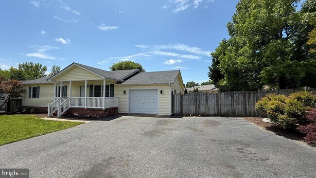 Building Photo - 5902 Griffith Way