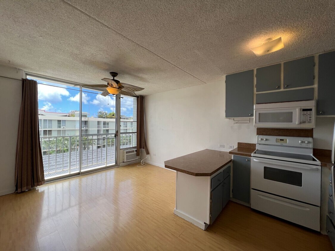 For Rent [Waialae Place] 2845 Waialae Av... Condo for Rent in