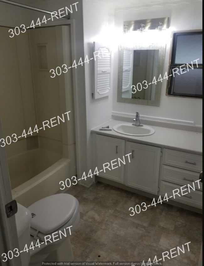 Building Photo - 2 bedroom 2 bath in Thornton