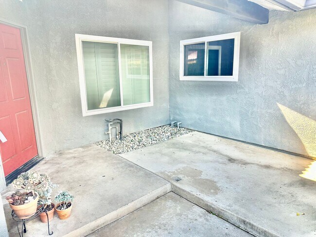 Foto del edificio - Spacious 3/2 bath home in Fig Garden