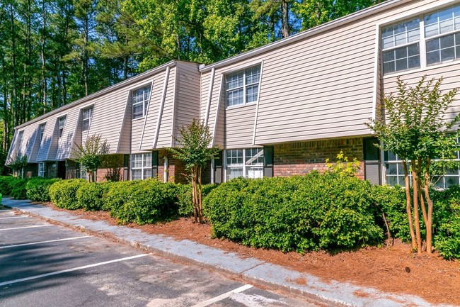 Foto del edificio - 2 br, 1 bath Apartment - 5503 Riverdale Road