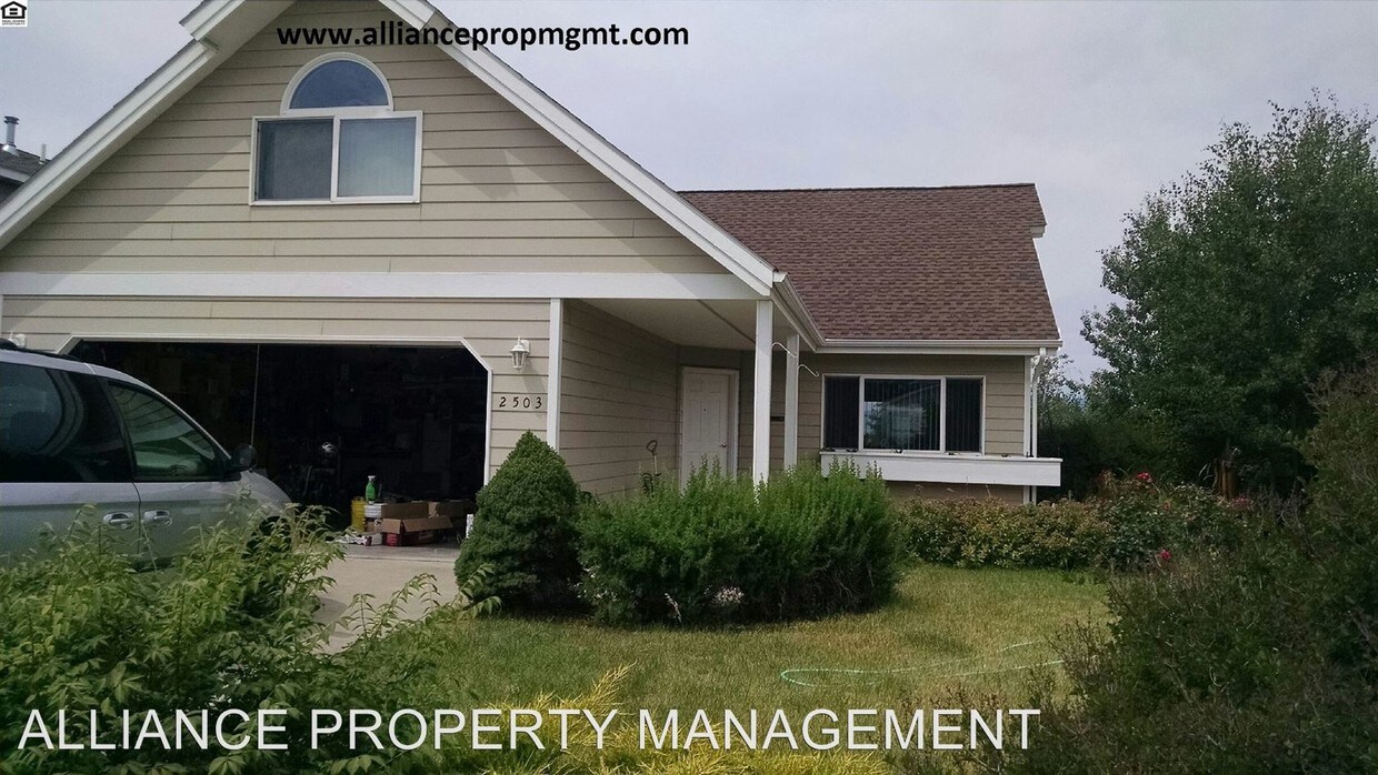 Foto principal - 2503 Lily Dr