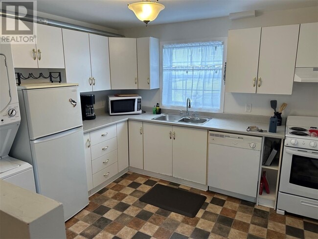 Building Photo - 191a Merrymeeting Rd