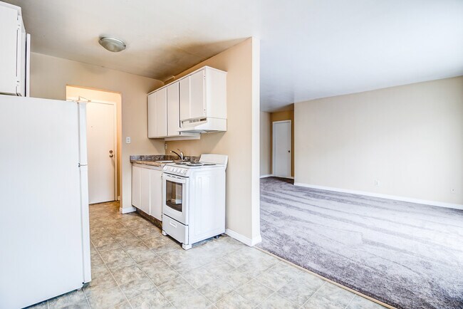Photo du bâtiment - Randal Court Apartments