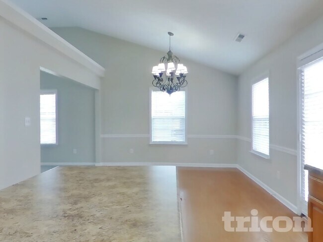 Foto del edificio - 2636 Danbury Cir